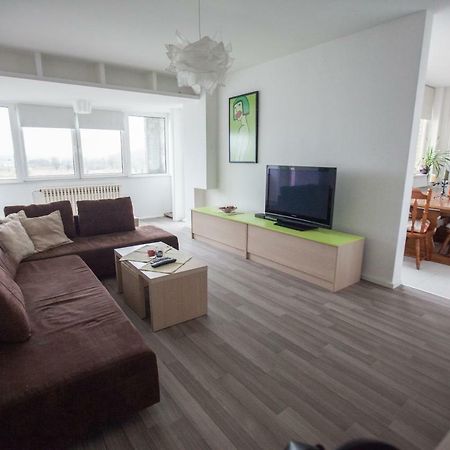 Riverview Apartment Osijek Luaran gambar