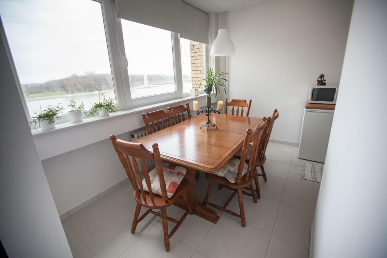 Riverview Apartment Osijek Luaran gambar
